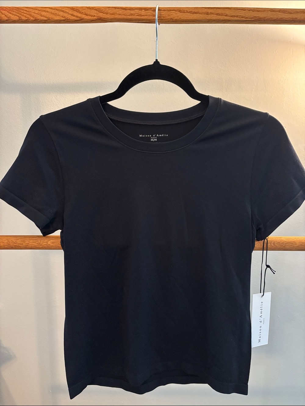 Maison d’Amelie Black Crewneck T‑Shirt